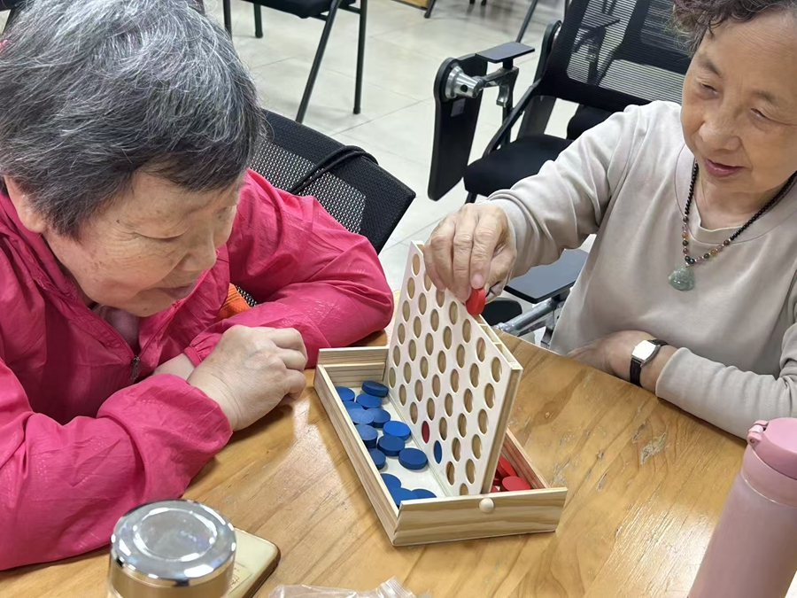 小孩”玩具如何征服“银发族”j9平台新华网财经观察丨“老